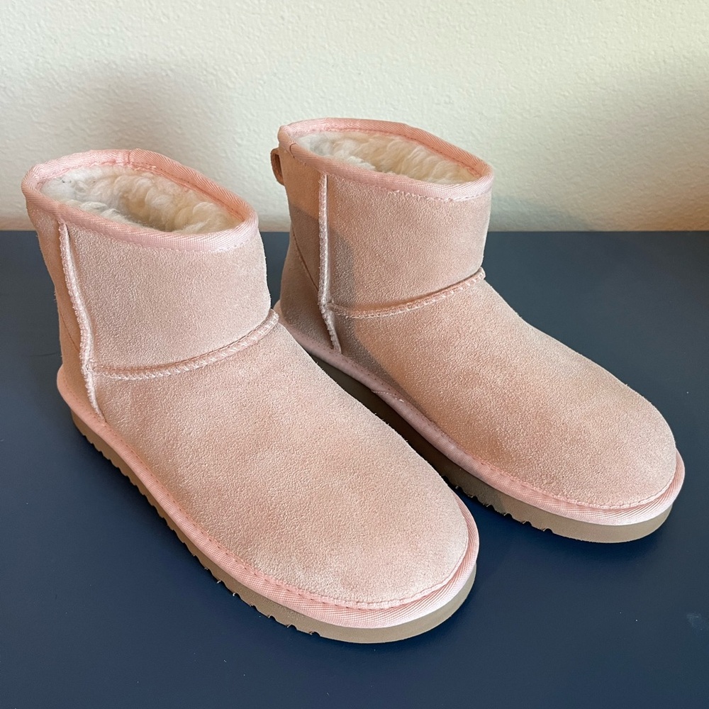 KOOLABURRA by UGG Women’s Light Pink Mini